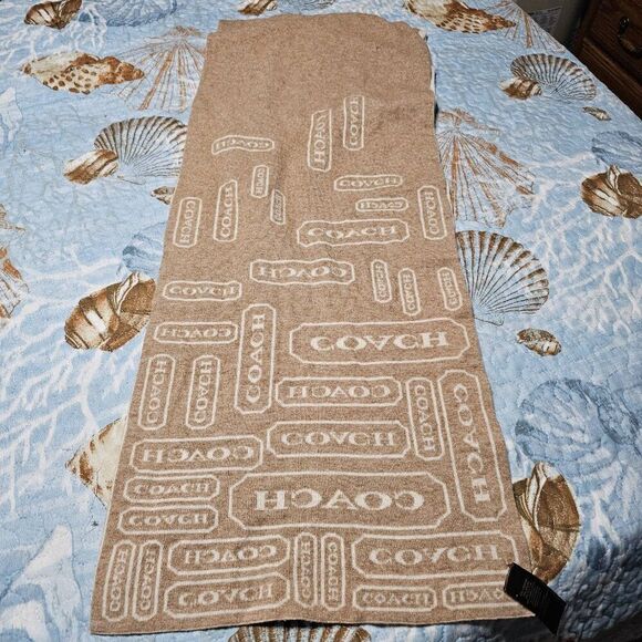 Coach Neckscarf in Biege with Logo print - Picture 2 of 6